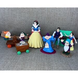 Vintage Disney Snow White and the Seven Dwarves Toy Lot of 8 Cake Toppers